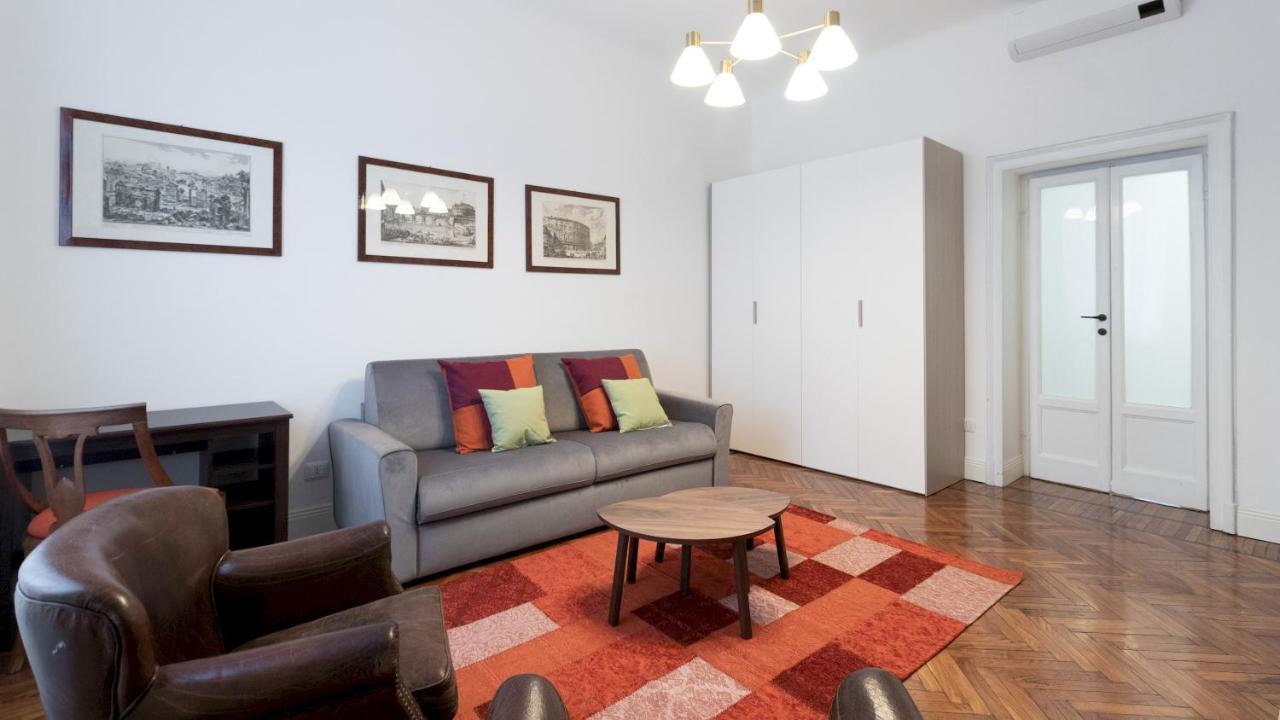 Vincenzo Monti 29 C Apartment